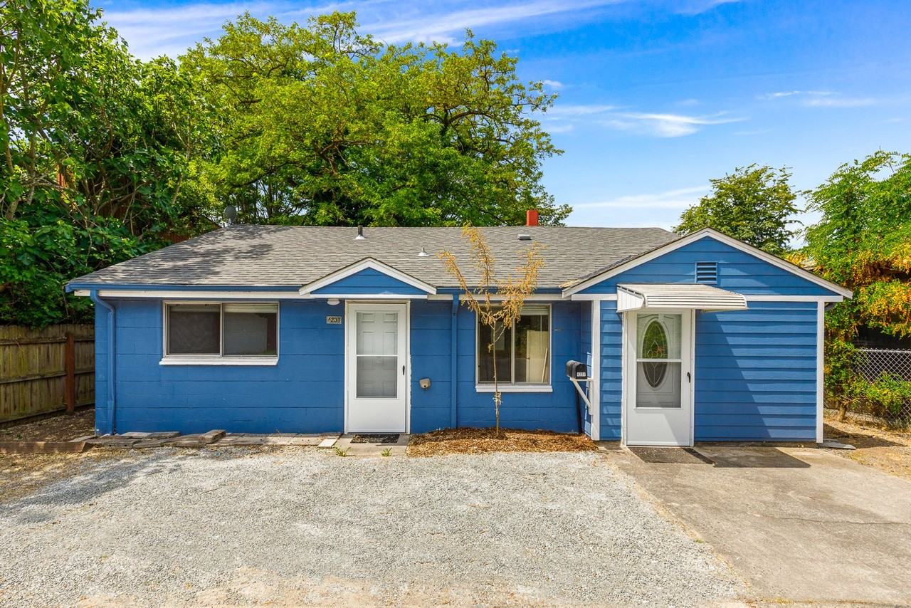 4231 11th Ave S - Photo 2 of 16