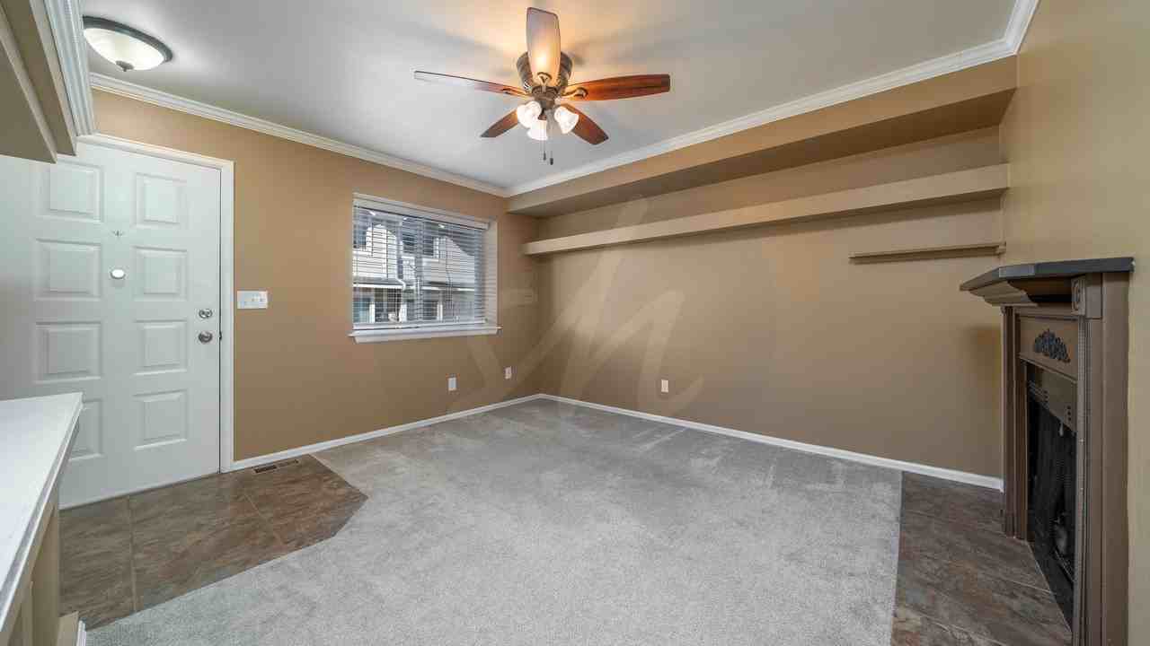 5330 Solar Ridge Drive - Photo 7 of 15