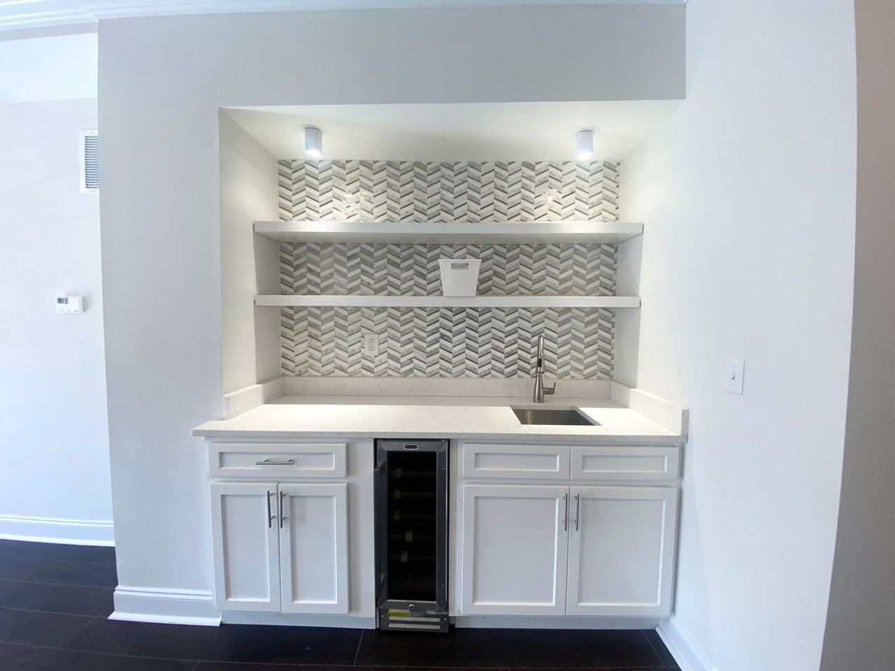 2040 E Preston St - Photo 5 of 24