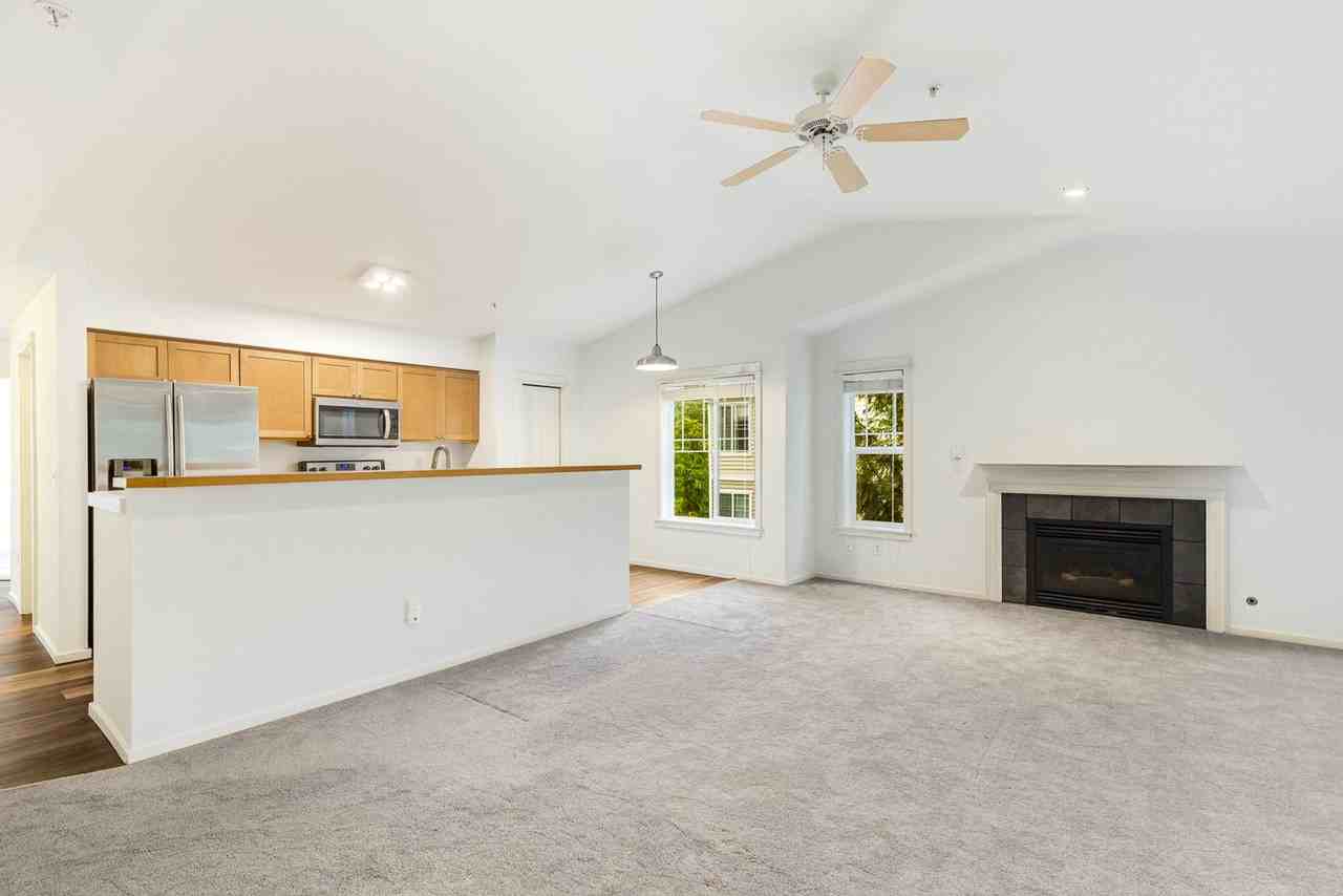 2009 196th St Se - Photo 5 of 16