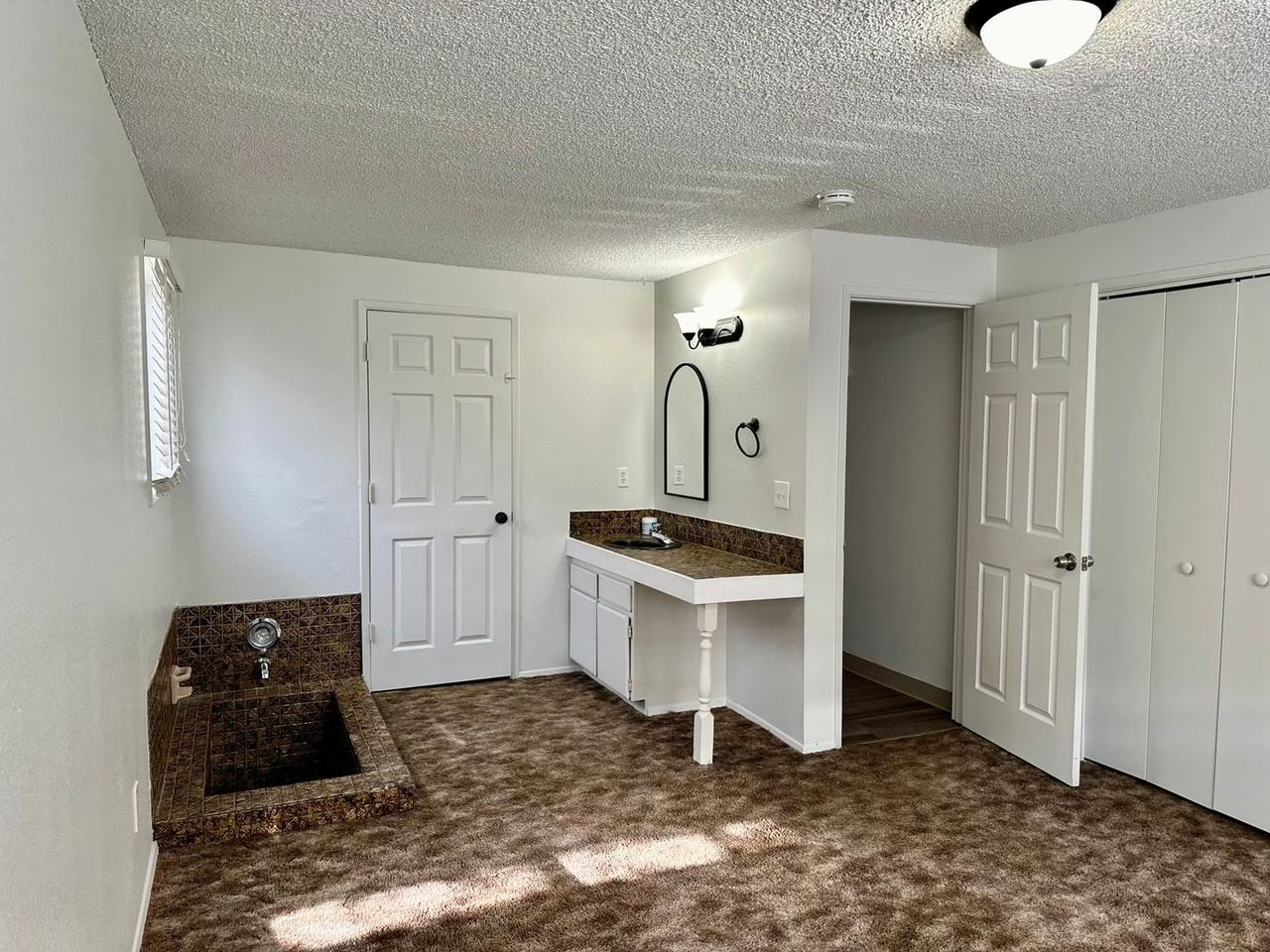 1835 Dawn Ct - Photo 7 of 14