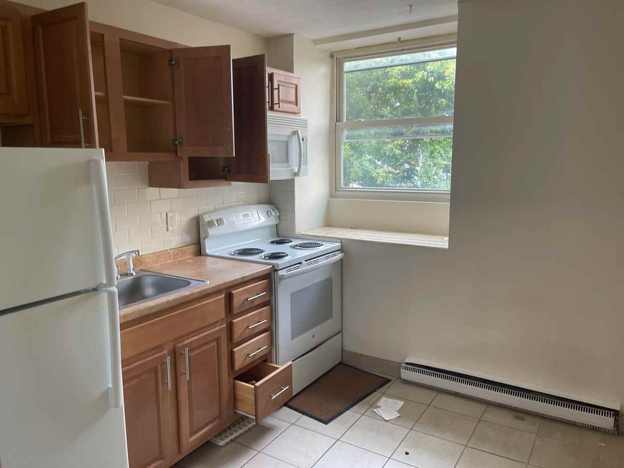 10 Armington St - Photo 2 of 6