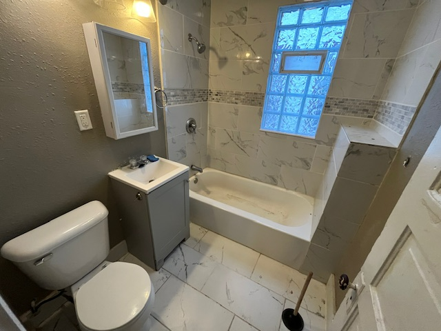 2601 N 16th St #2601 - Photo 2 of 13