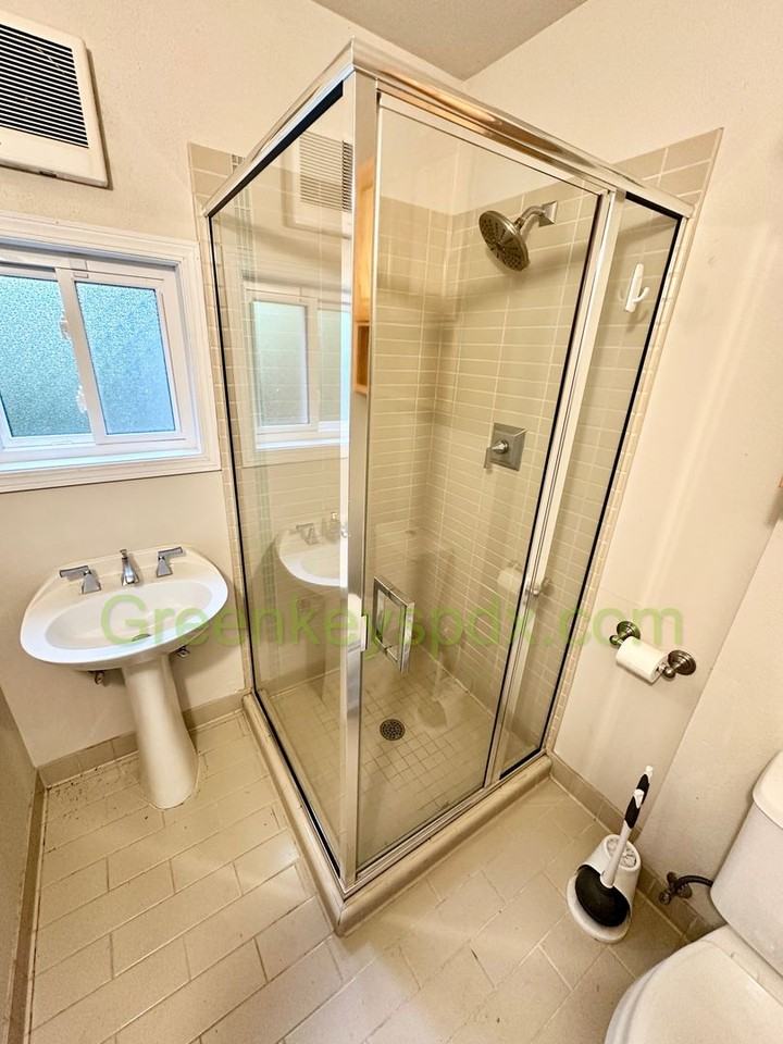 5434 Se 20th Ave - Photo 5 of 22