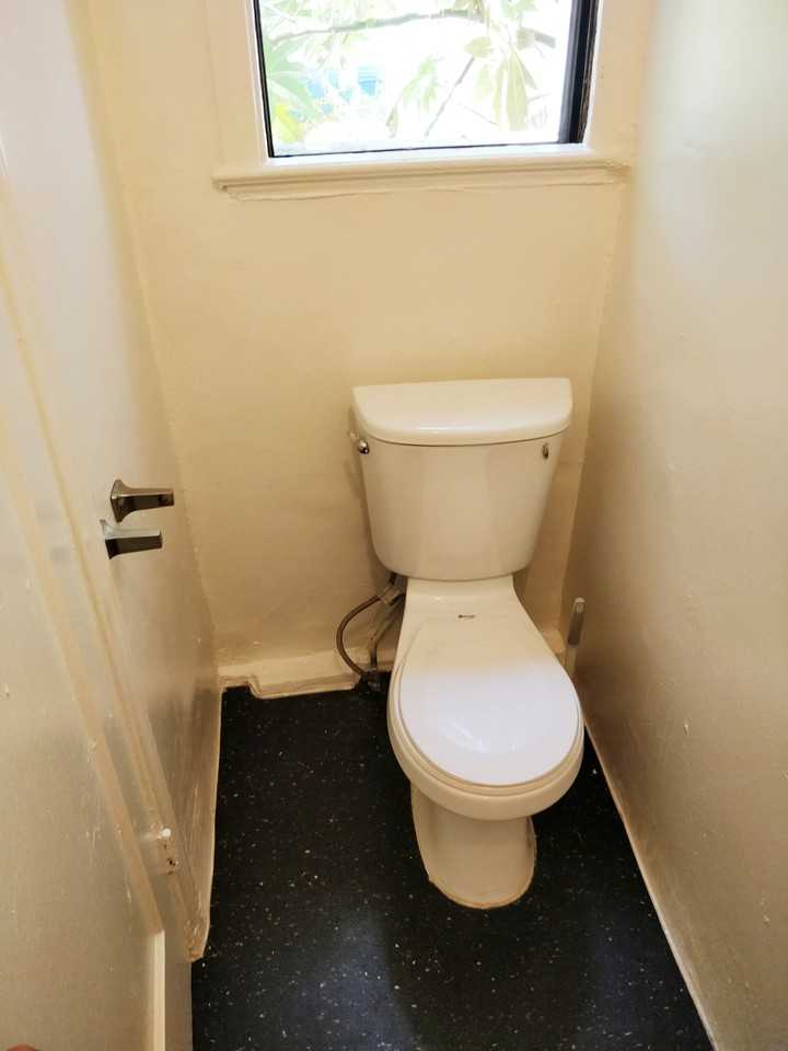 6731 Leland Way - Photo 2 of 4