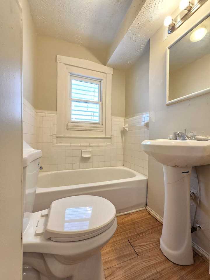 3429 Virginia Ave - Photo 2 of 11