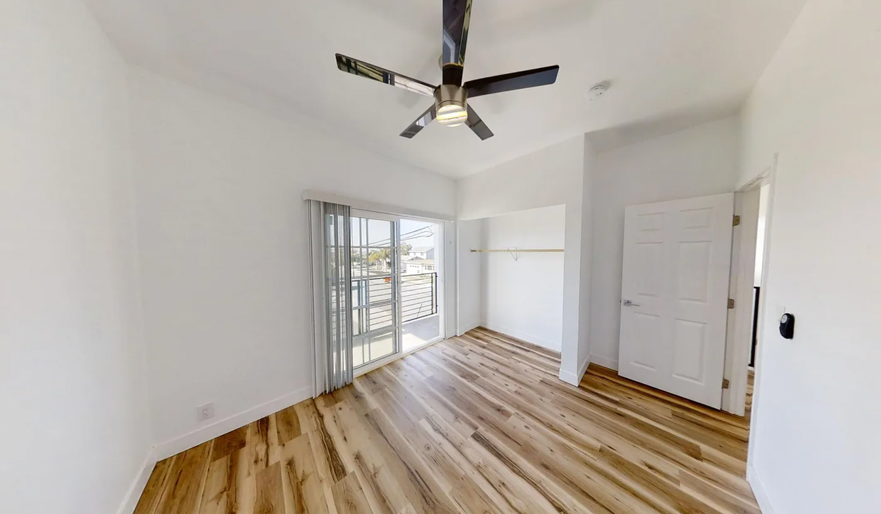 5503-5507 1/2 Mary Lane Dr - Photo 5 of 18
