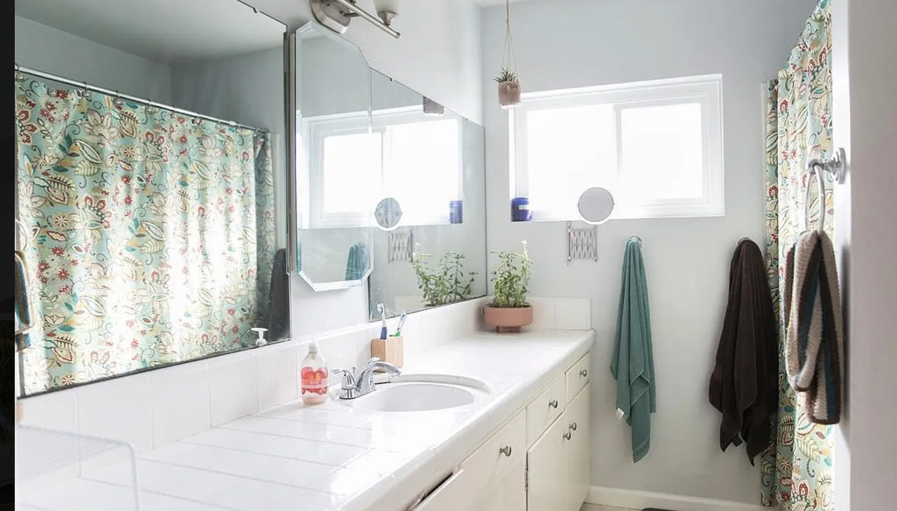 5203 E Falls View Dr - Photo 3 of 3