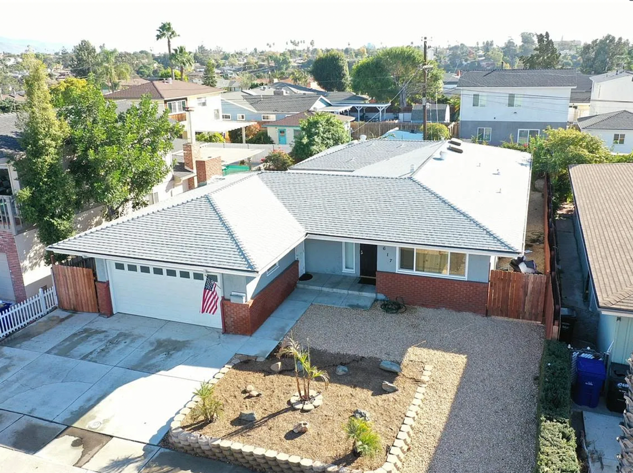 5617-5621 Dorothy Dr - Photo 2 of 21