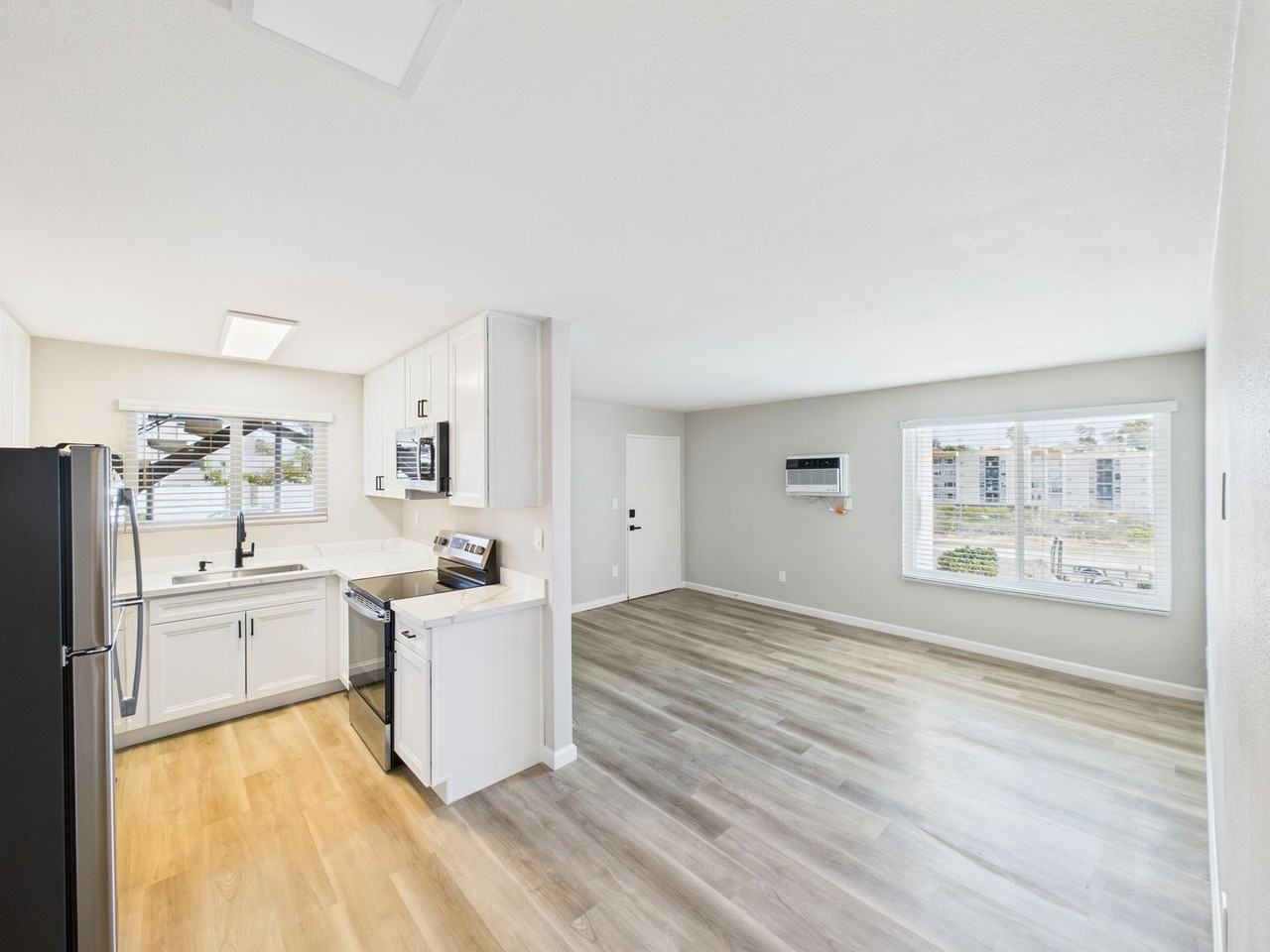 NNP - 3752 Nile Street - Photo 2 of 19