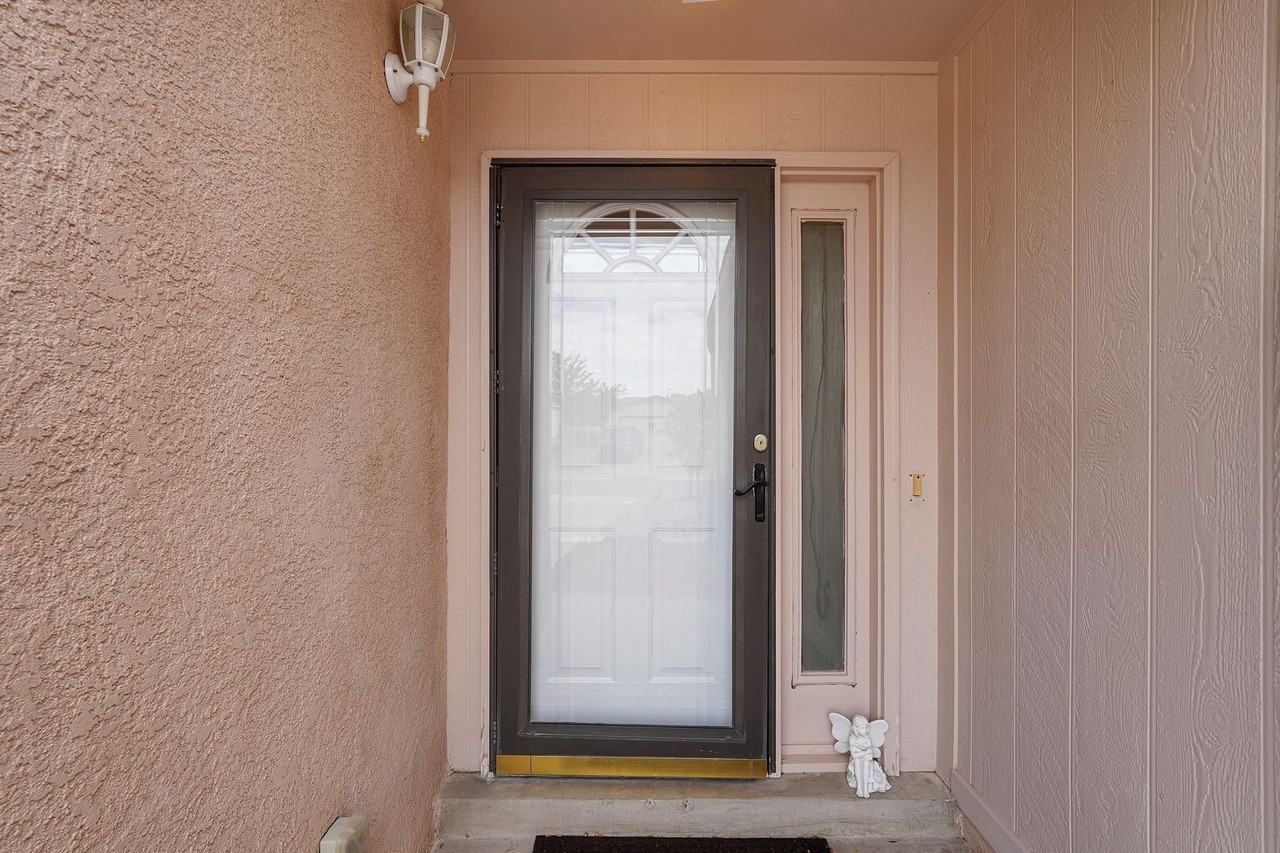 270 Littler Dr Se - Photo 3 of 27