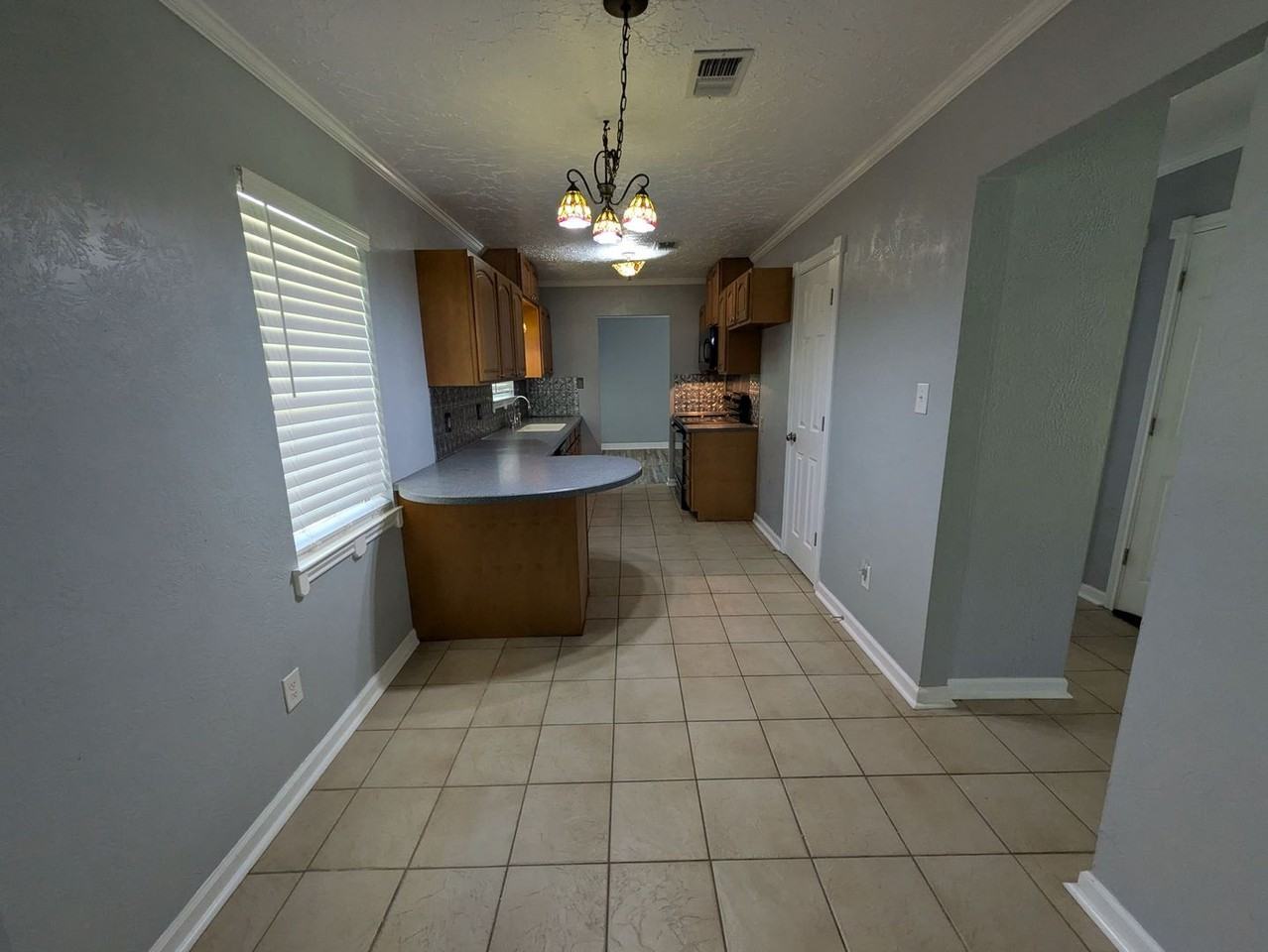 7519 Odom Rd - Photo 2 of 15