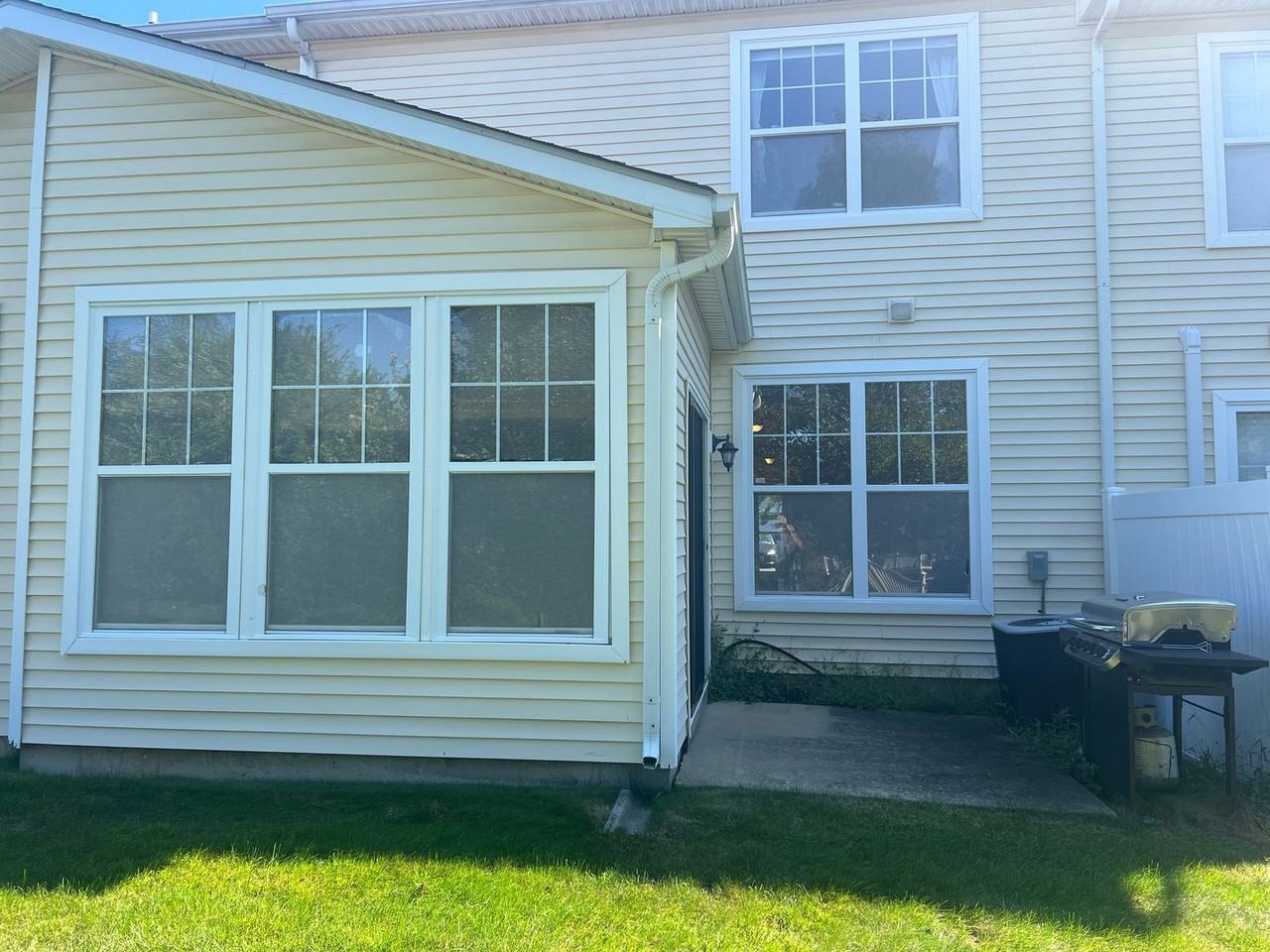 44 Old Cedarbrook Rd - Photo 3 of 33