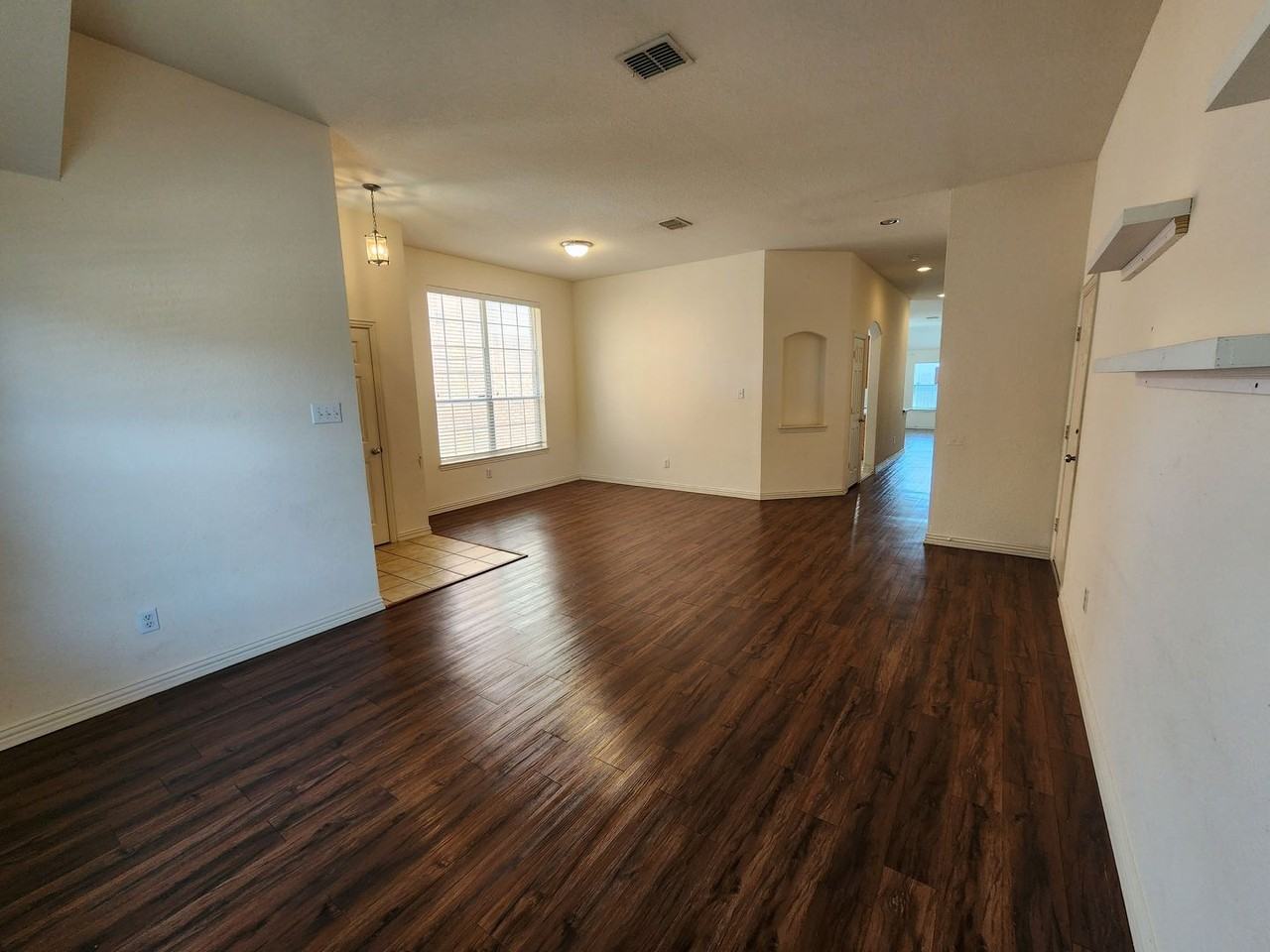 3216 Chesington Dr - Photo 2 of 28