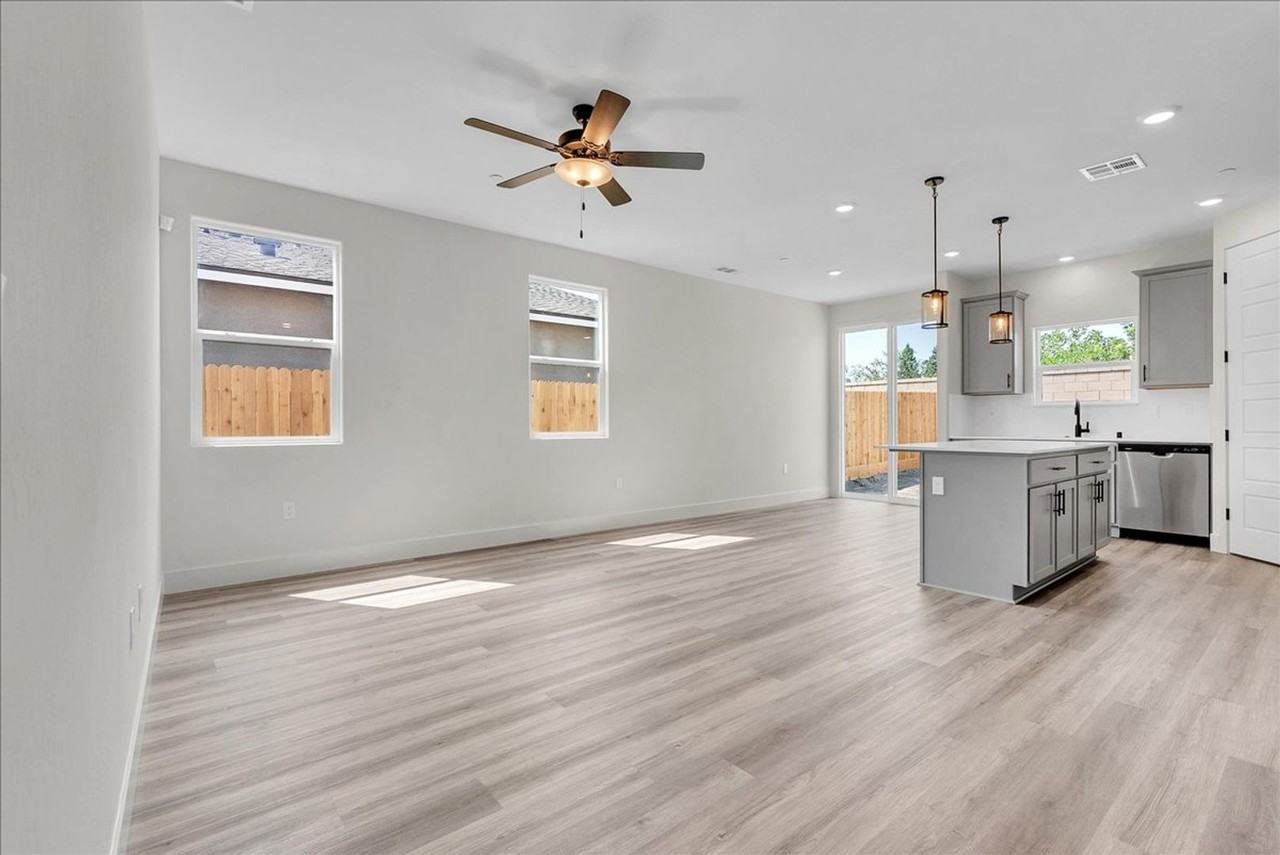 2339 N Julieann St - Photo 6 of 24