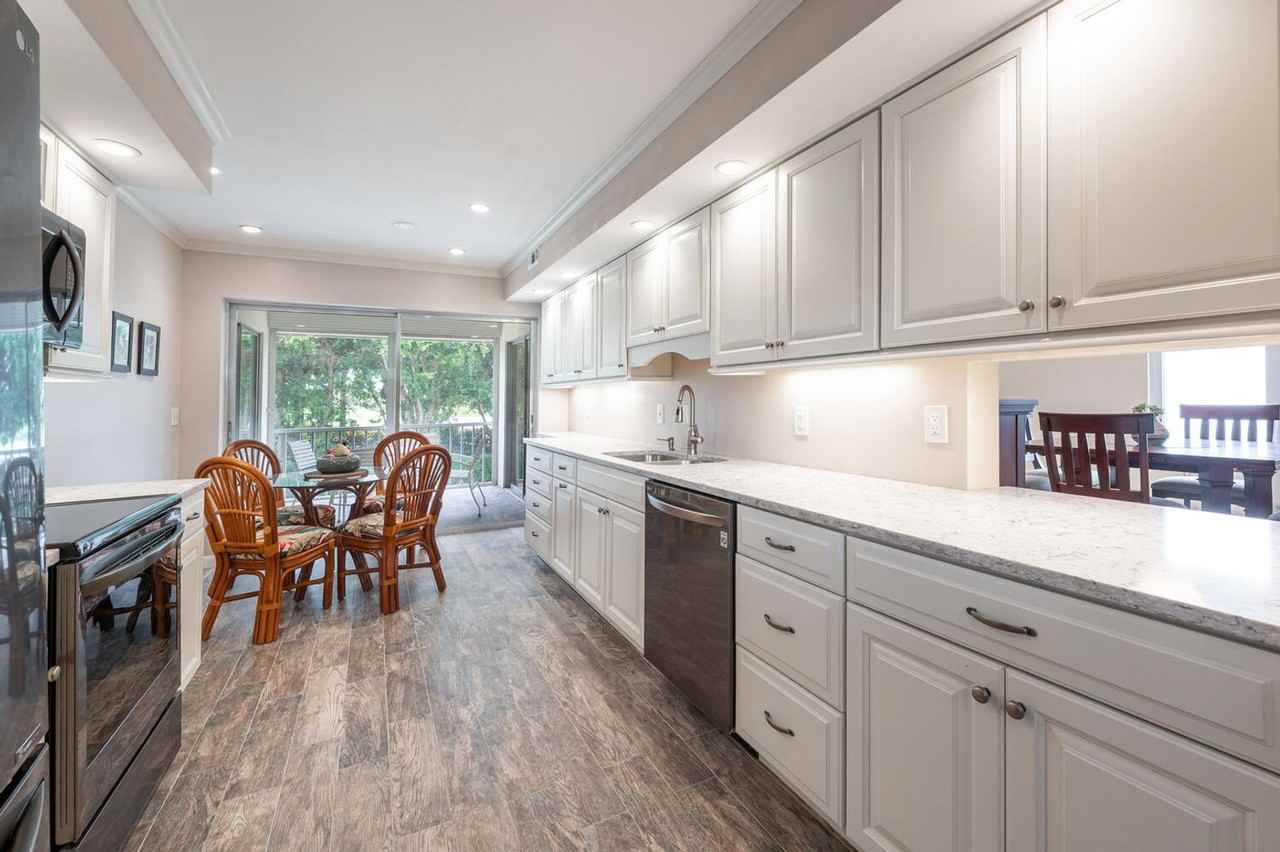 241 Palm River Blvd - Photo 3 of 27