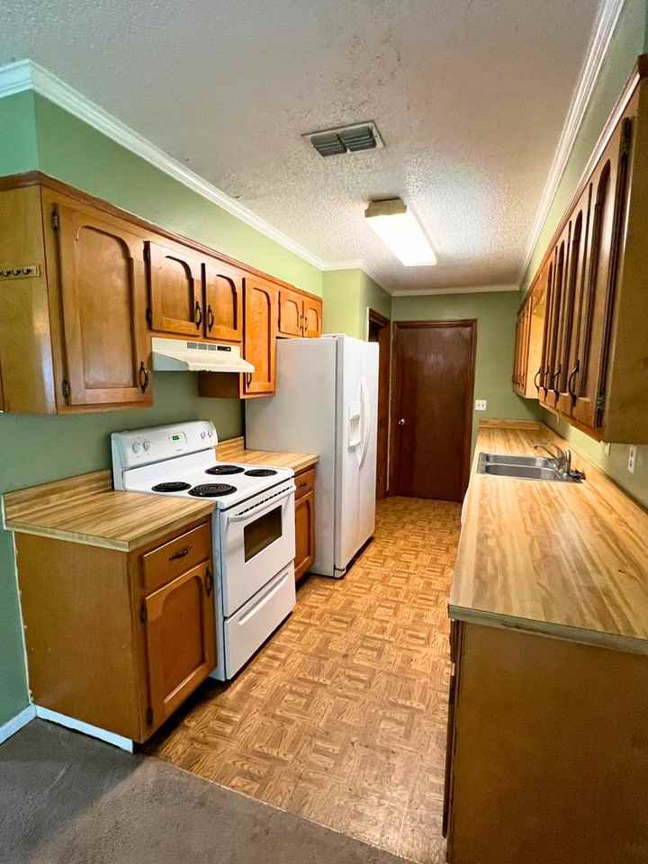 233 Ridge Rd - Photo 7 of 18
