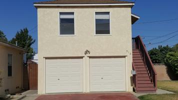 featured image of 518 N School St