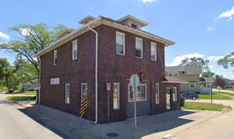 423 5th St Nw #UPPER - Photo 1 of 1