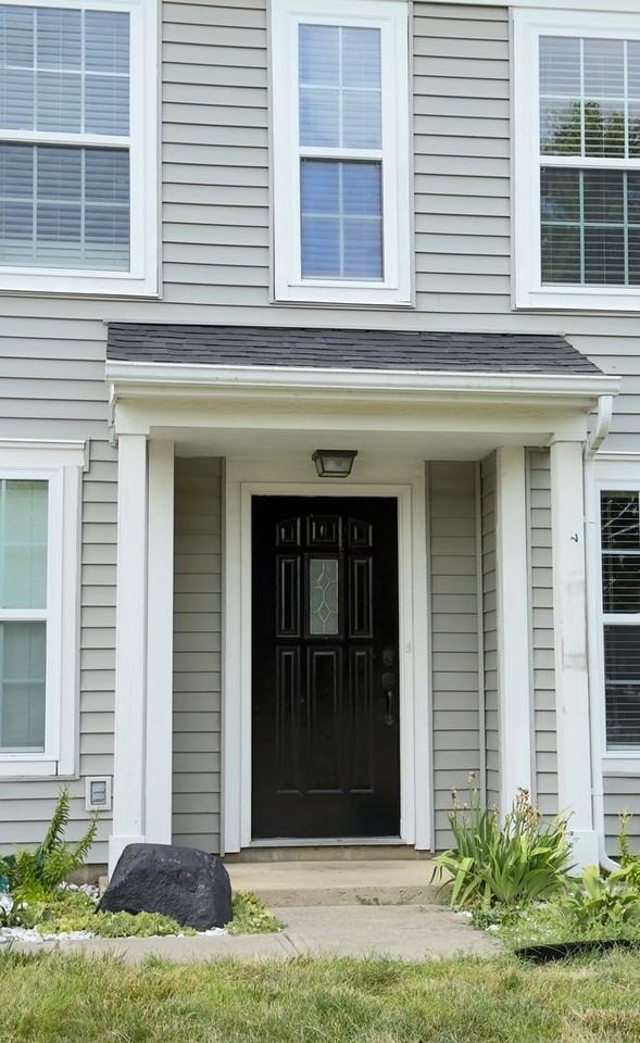 420 Smoky Hill Rd - Photo 2 of 25