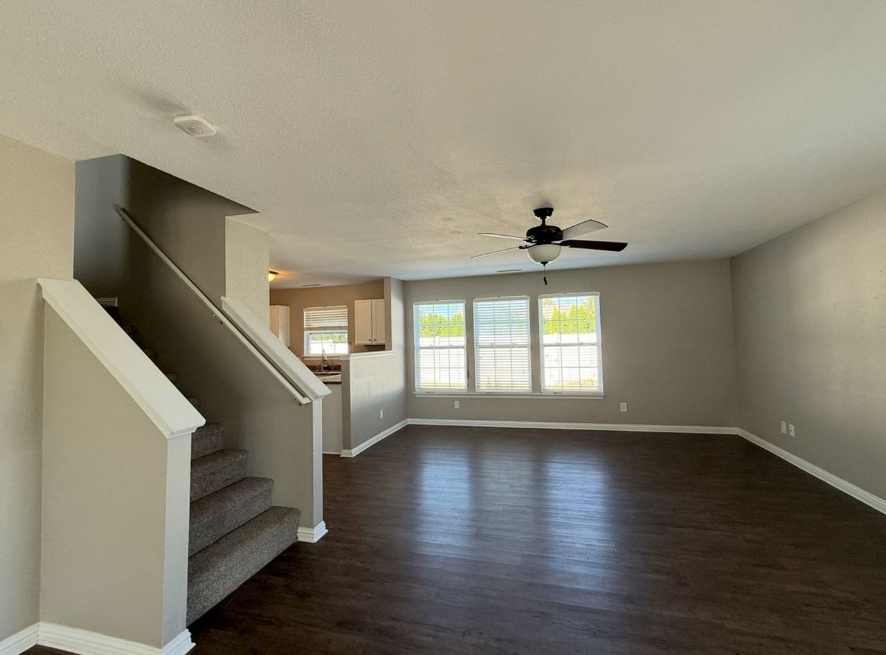 420 Smoky Hill Rd - Photo 6 of 25