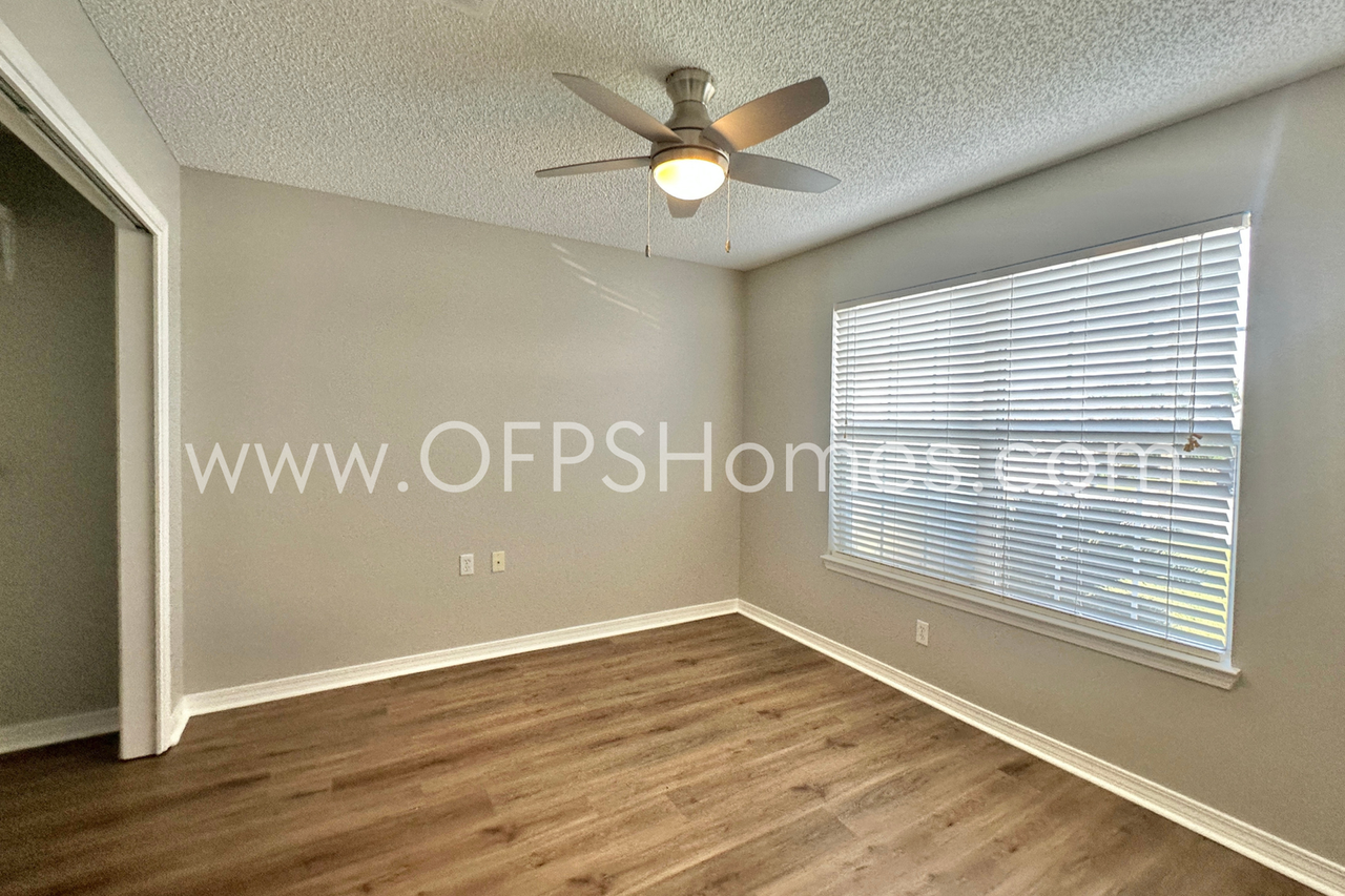 5593 Shadow Shore Pl - Photo 7 of 15