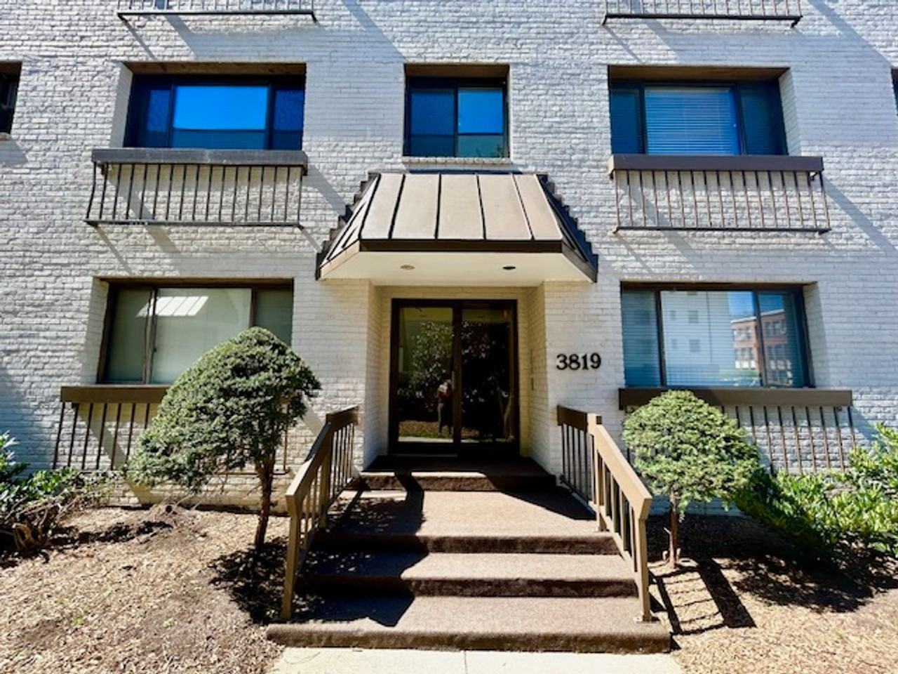 3819 Davis Place Northwest #1