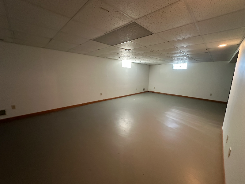 532 E Corning Rd - Photo 3 of 14