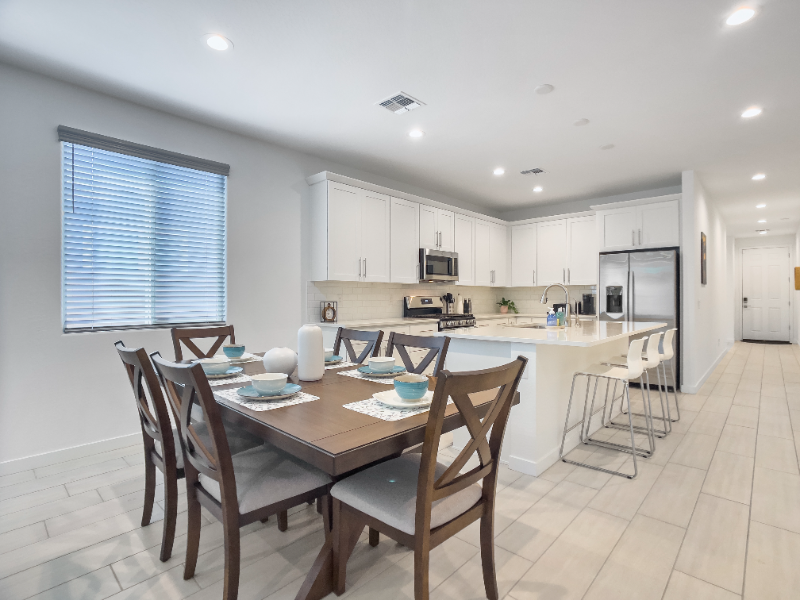 11343 S 50th Ave - Photo 5 of 20