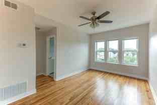 3358 West Montrose Avenue, Unit 3FL - Photo 1 of 1