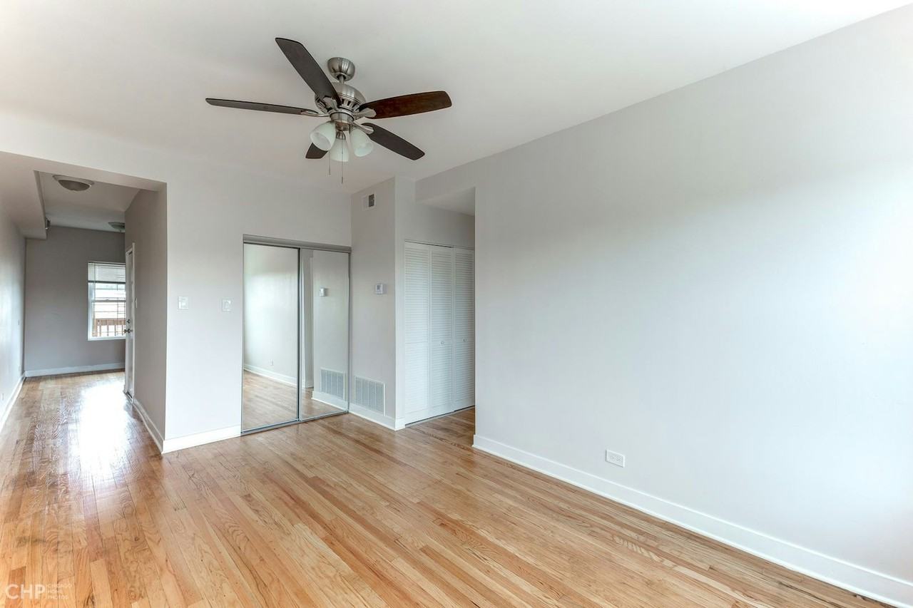 3358 West Montrose Avenue, Unit 3FL - Photo 2 of 22