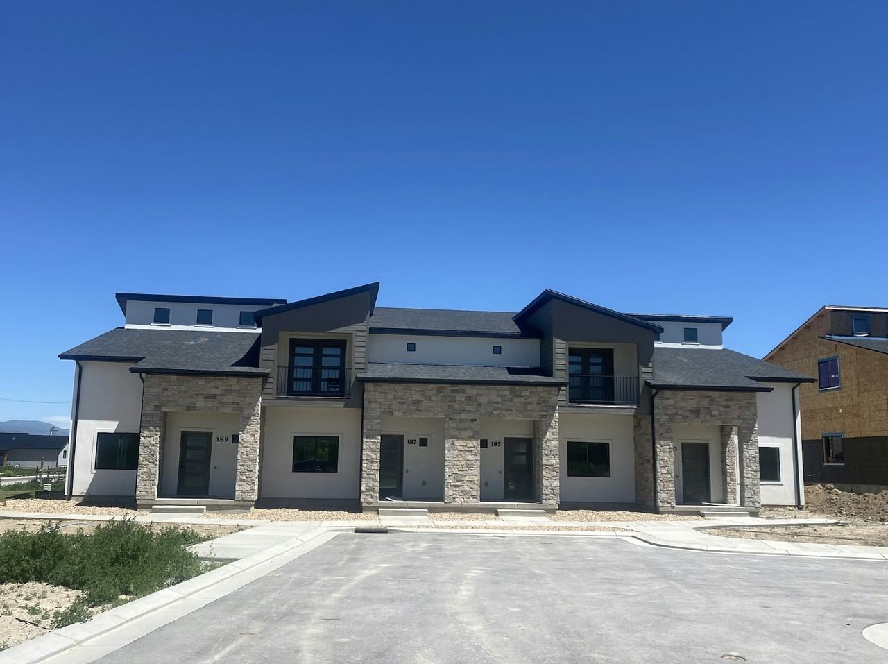 475 S 175 W, Unit 175 W 475 S - Photo 3 of 10