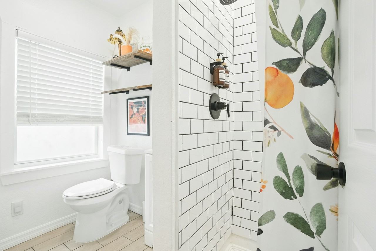 714 Grove Street North, Unit 4 - Photo 2 of 9