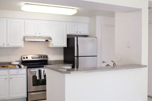 Archstone Redmond Lakeview - Photo 1 of 1