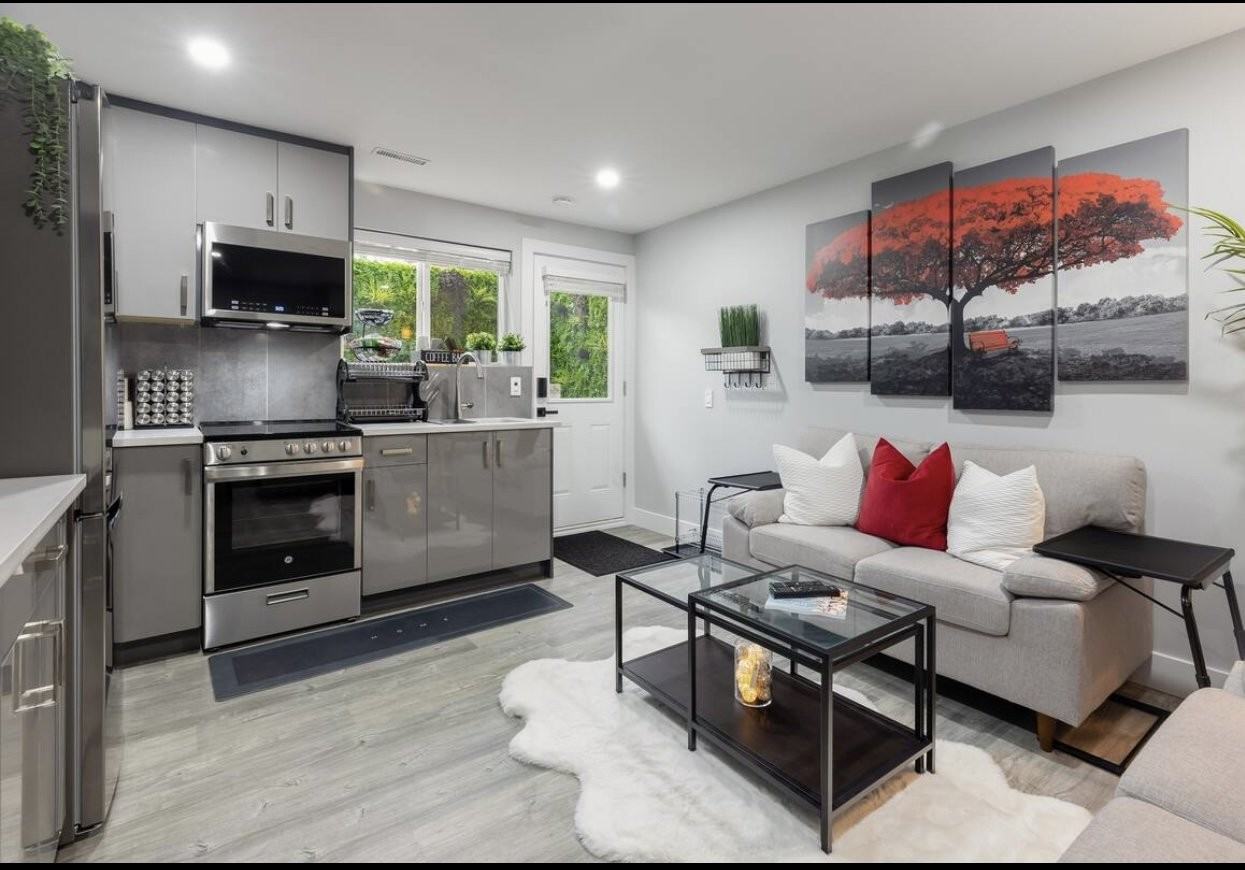 68 A Ave & 190 St - Photo 7 of 13