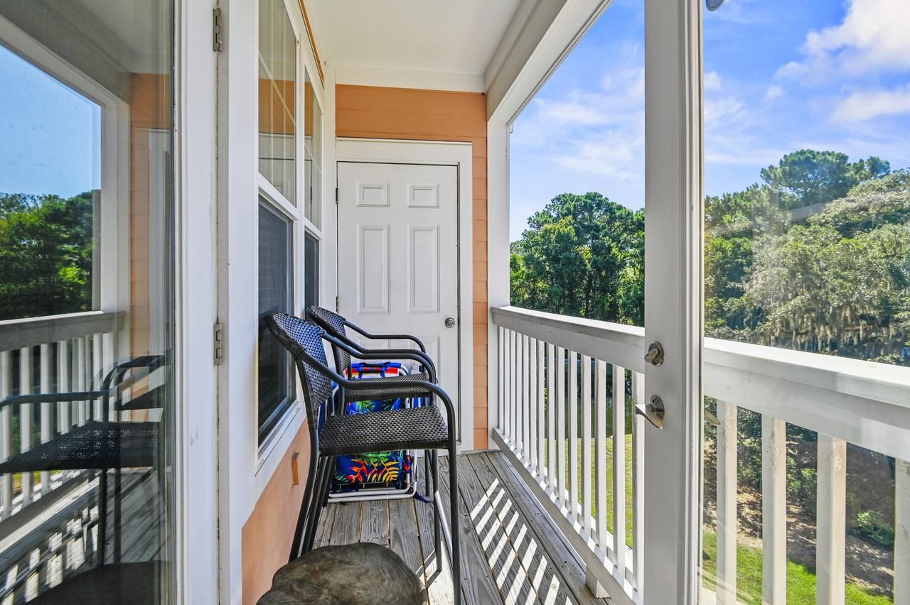 2234 Chatelain Way - Photo 2 of 28