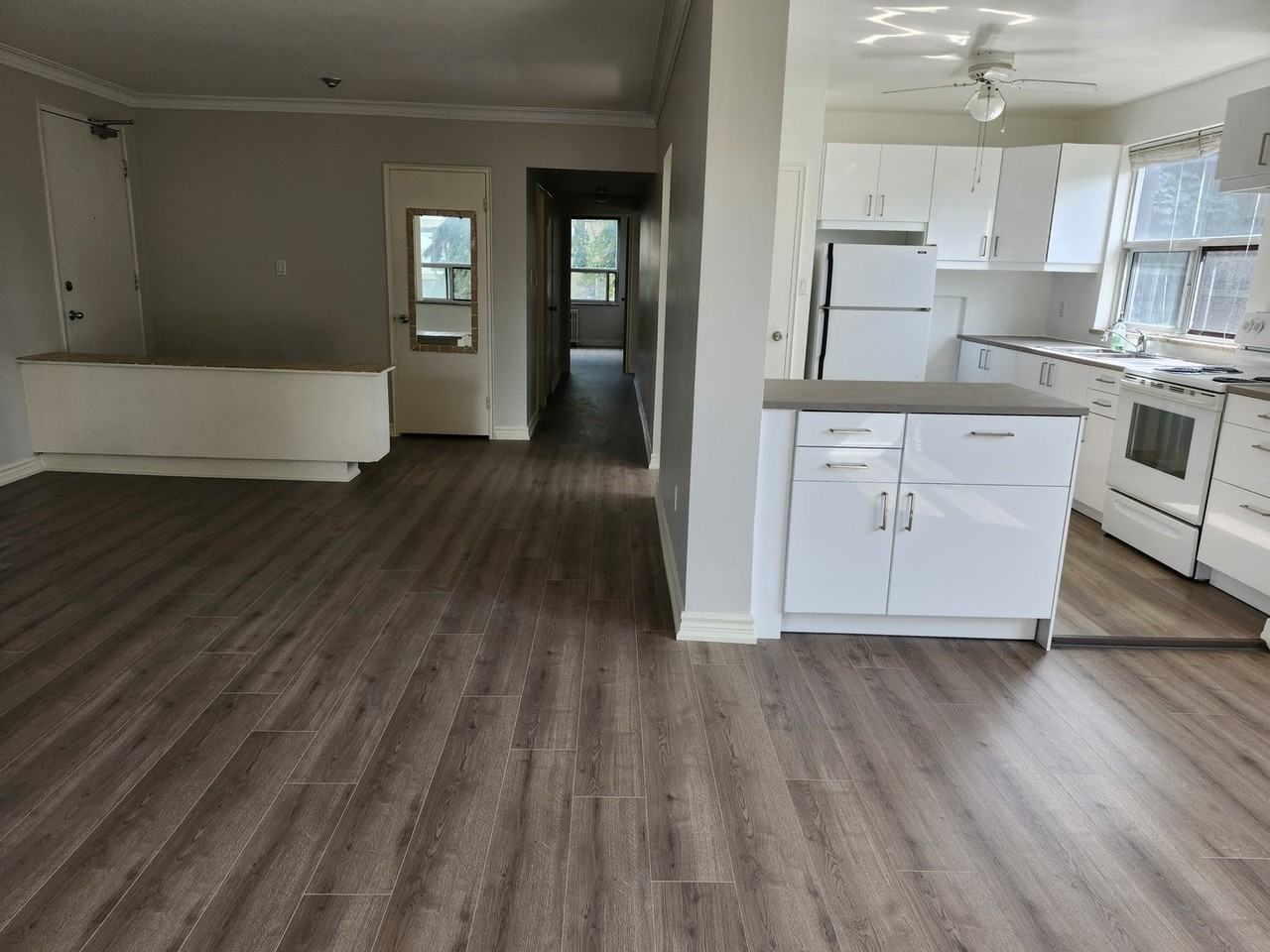 15 Fraserwood Ave - Photo 3 of 11