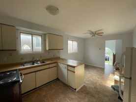 417 Britannia Ave - Photo 1 of 1