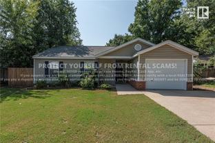 3161 W Oakfield St - Photo 1 of 1