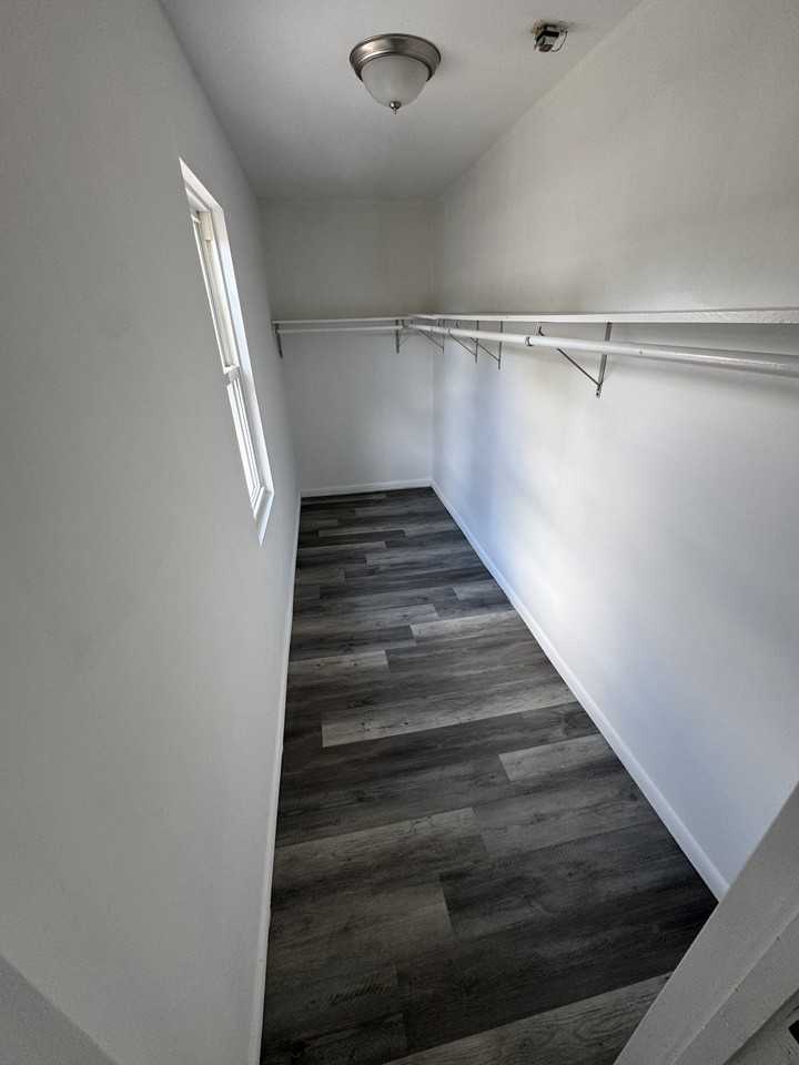 307 Washington Avenue - Photo 4 of 9