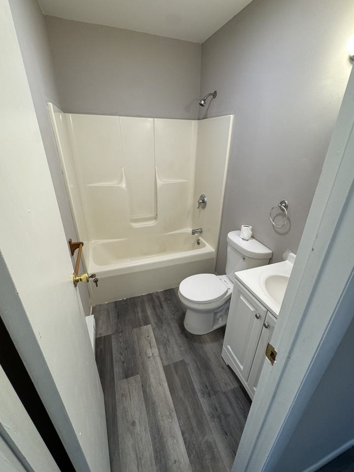 307 Washington Avenue - Photo 7 of 9