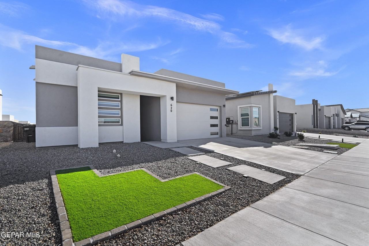 620 Paseo Modesto Drive - Photo 2 of 37