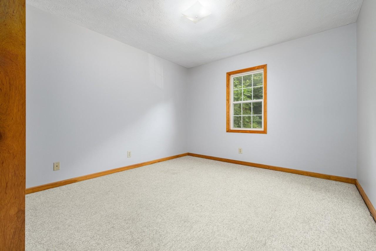 537 Jena Beth Drive - Photo 7 of 11