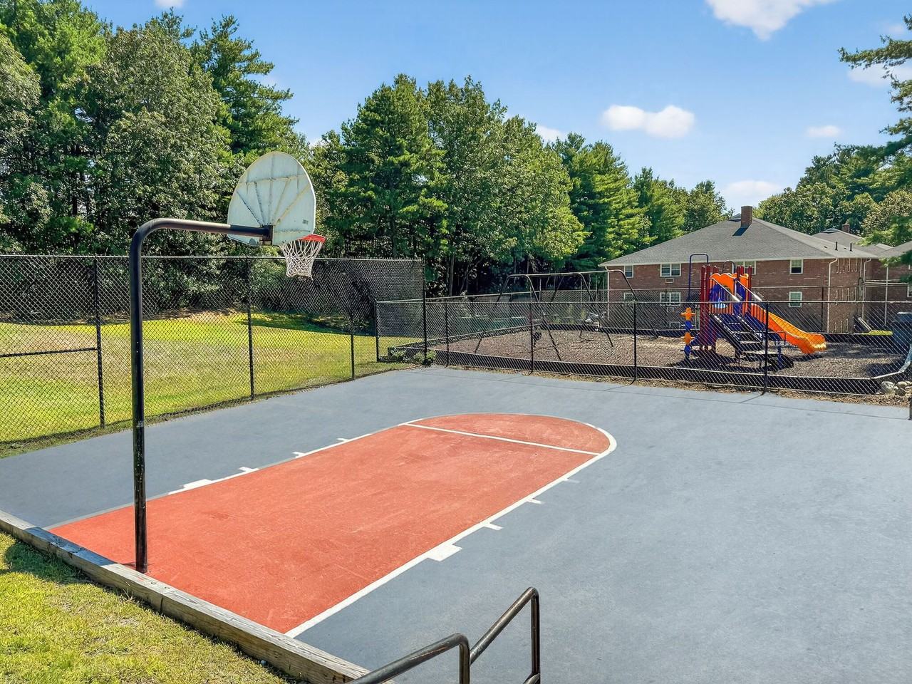 Eagle Rock Apartments at Nashua - Photo 6 of 15