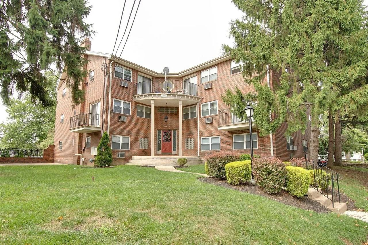 Cameo Court Apartments - Photo 2 of 20