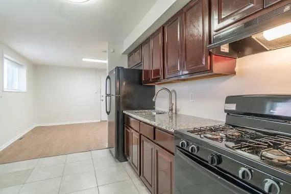 Palmyra Arms Apartments - Photo 3 of 6