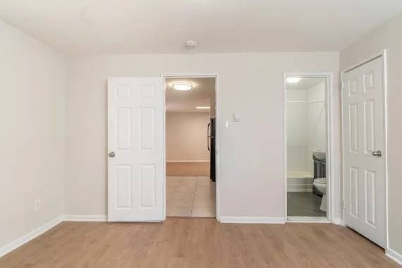 Palmyra Arms Apartments - Photo 5 of 6