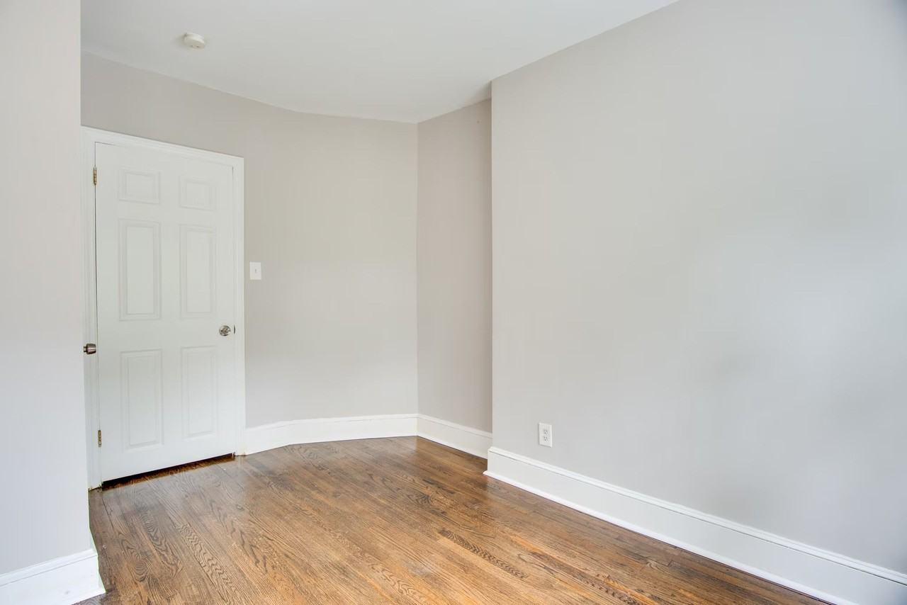 The Oaks Apartments - Photo 7 of 20