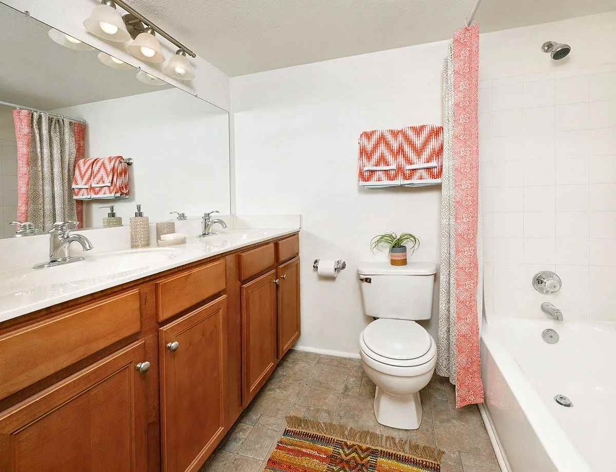 Wyndham at Hampton Apartments - Photo 7 of 16