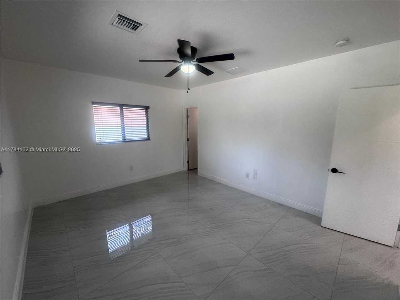 2048 Northwest 99th Terrace #2048 - Photo 5 of 24